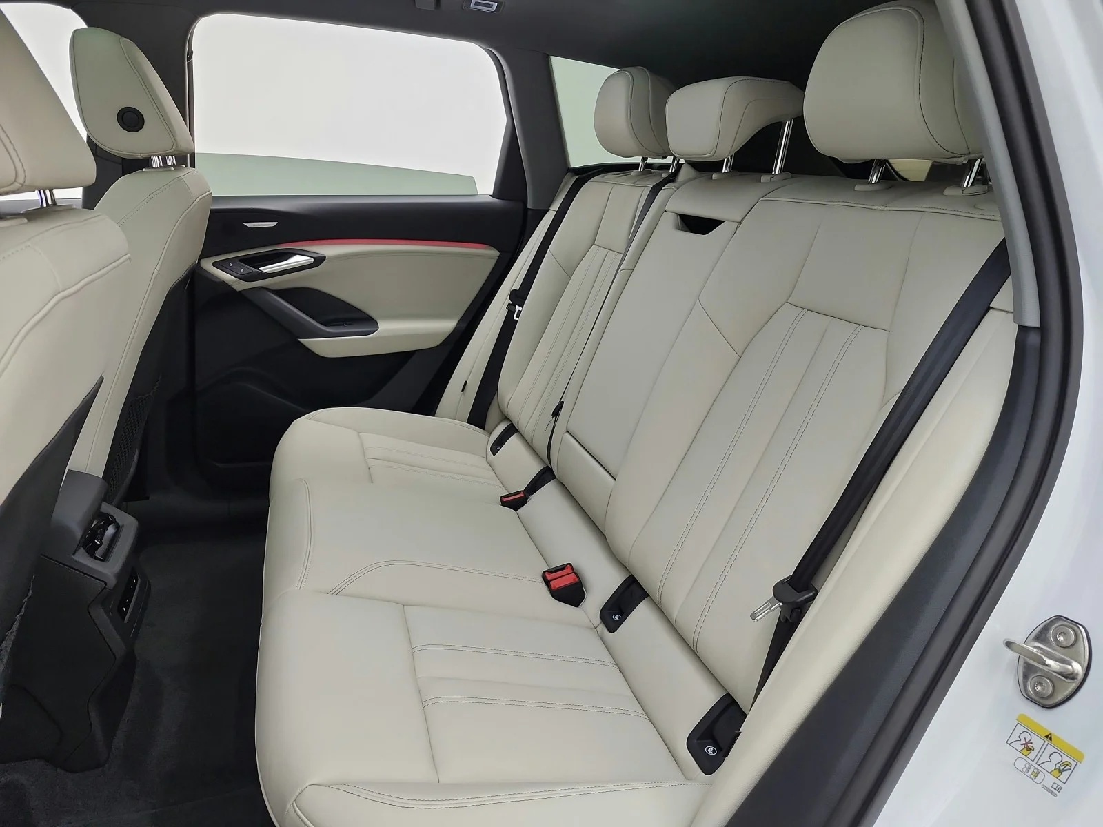New 2027 Glacier White Metallic Audi Premium Plus quattro image 11
