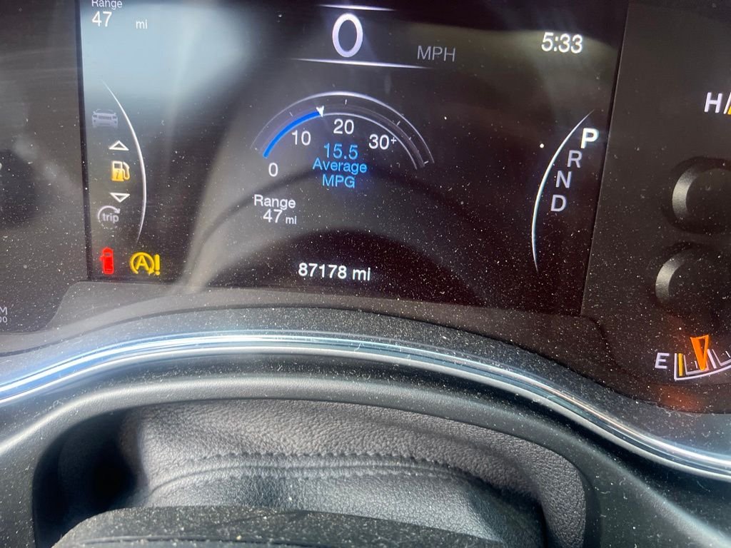Used 2019 White Jeep Limited image 10