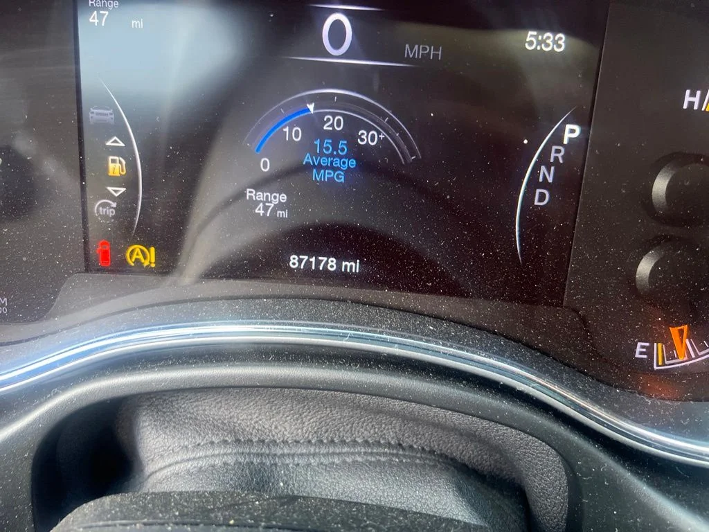 Used 2019 White Jeep Limited image 10