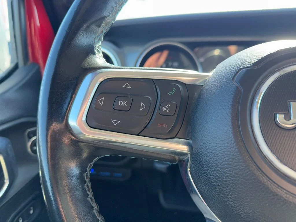 Used 2022 Red Jeep Unlimited Rubicon 4xe image 15