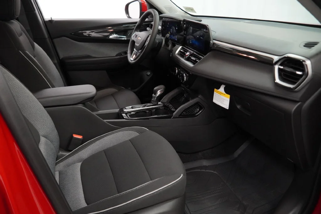 New 2026 Apex Red Chevrolet LT image 38