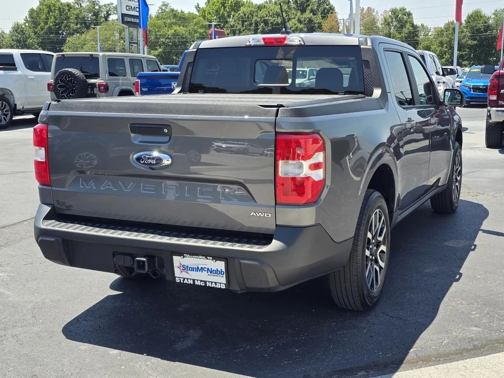 Used 2022 Gray Ford Lariat image 7