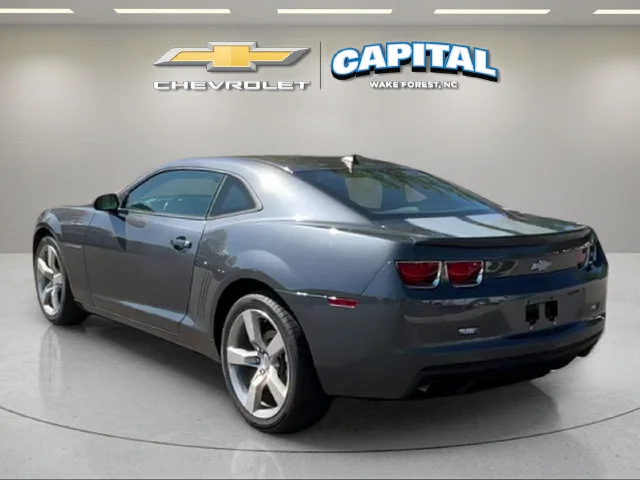 Used 2010 Gray Chevrolet 2LT image 3