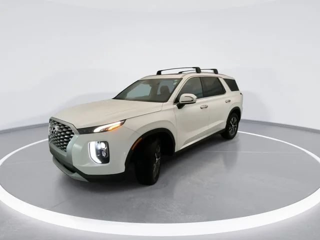 Used 2022 White Hyundai SEL image 8
