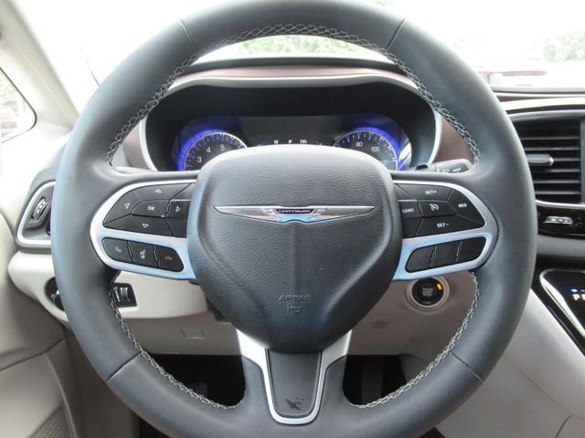 Certified Used 2023 Gray Chrysler LX image 22