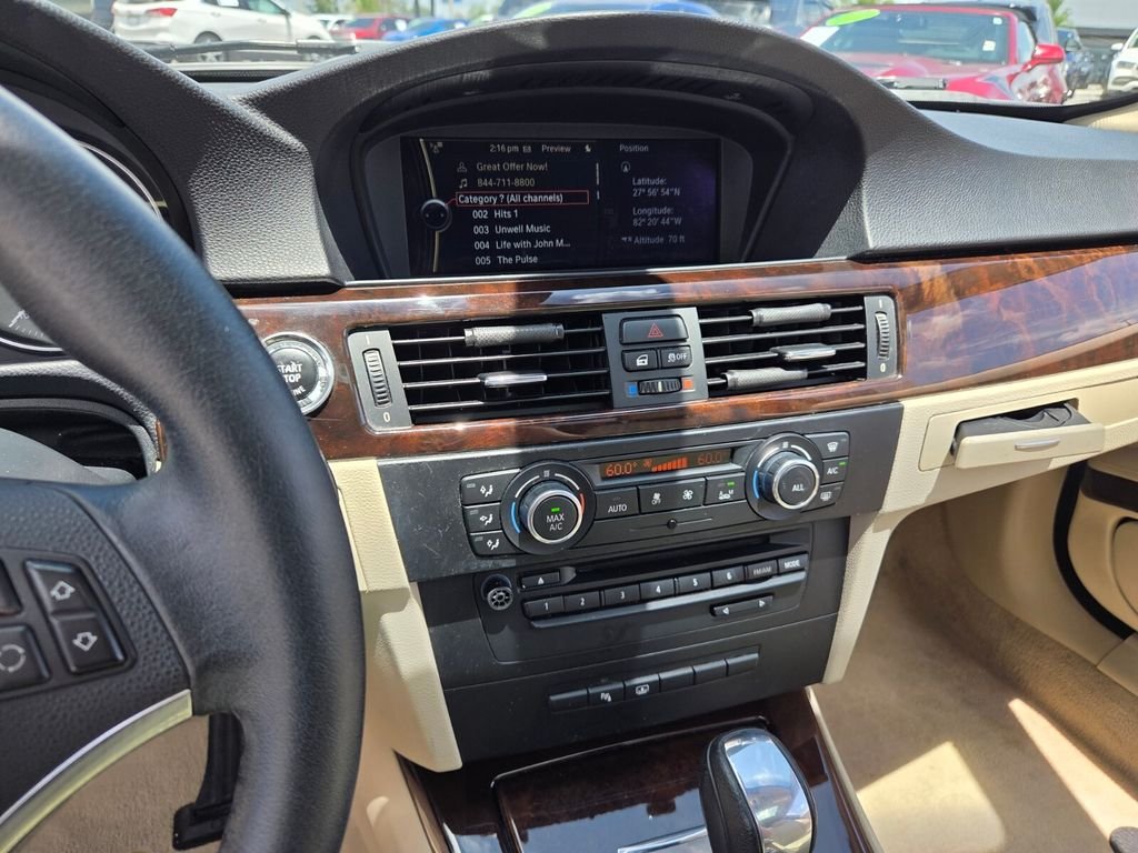 Used 2013 Silver BMW 328i image 23