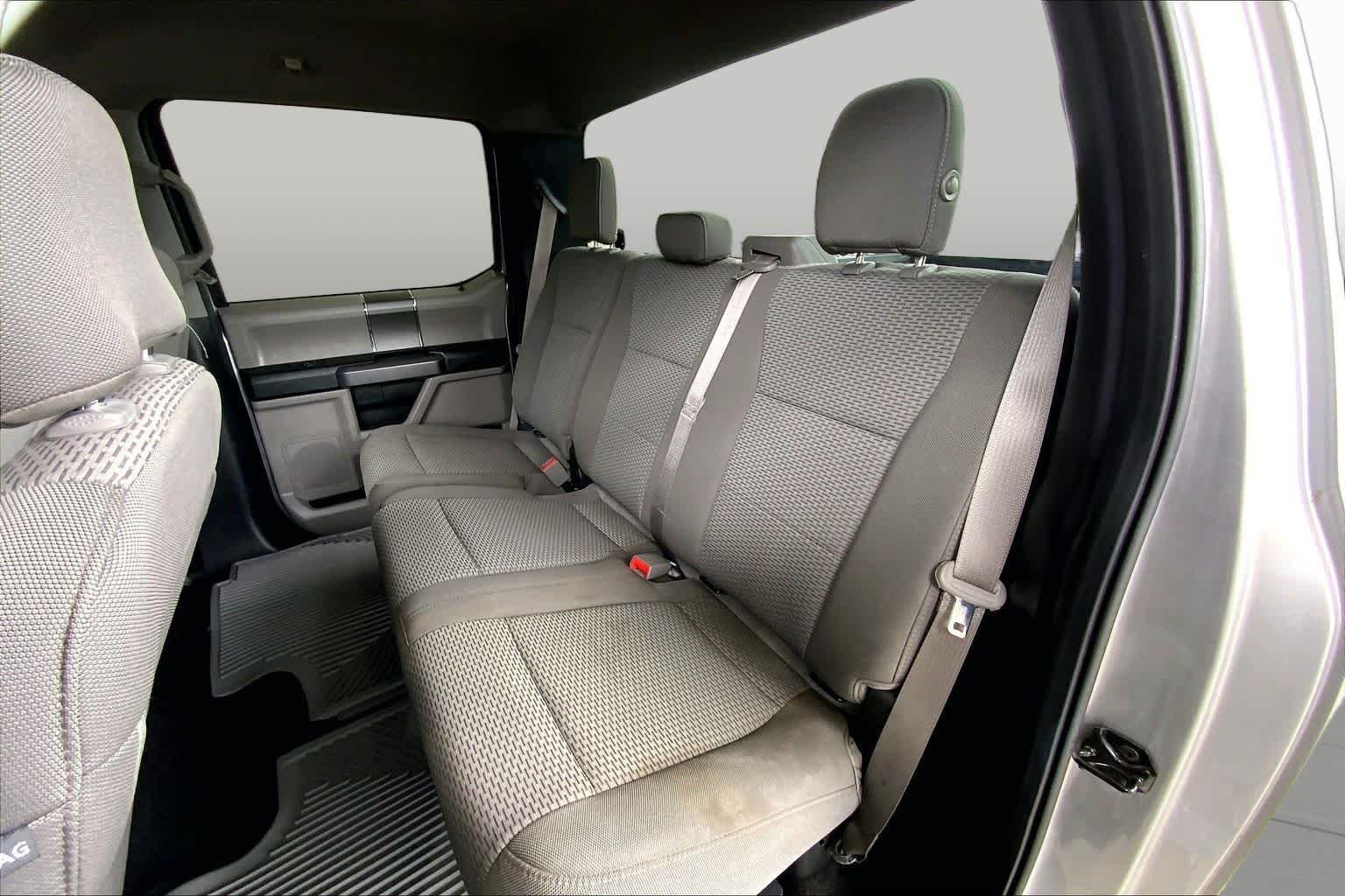 Used 2018 Ingot Silver Ford XLT image 20