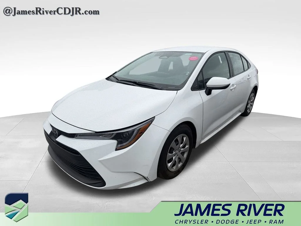 2026 Toyota Corolla LE CVT's photo