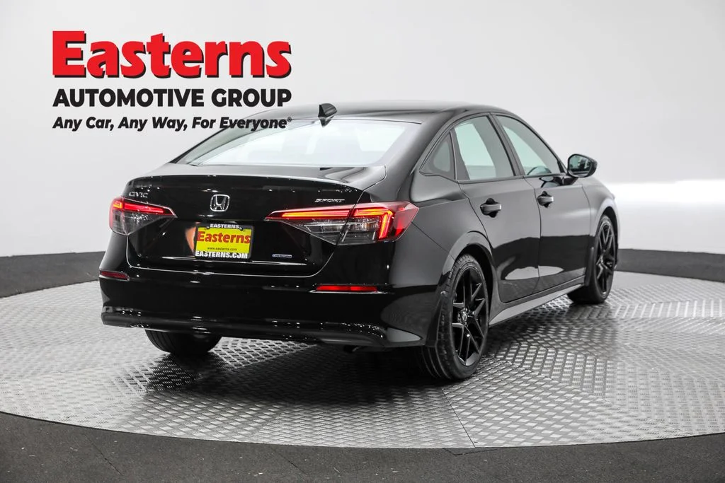 Used 2025 Black Honda Sport image 5