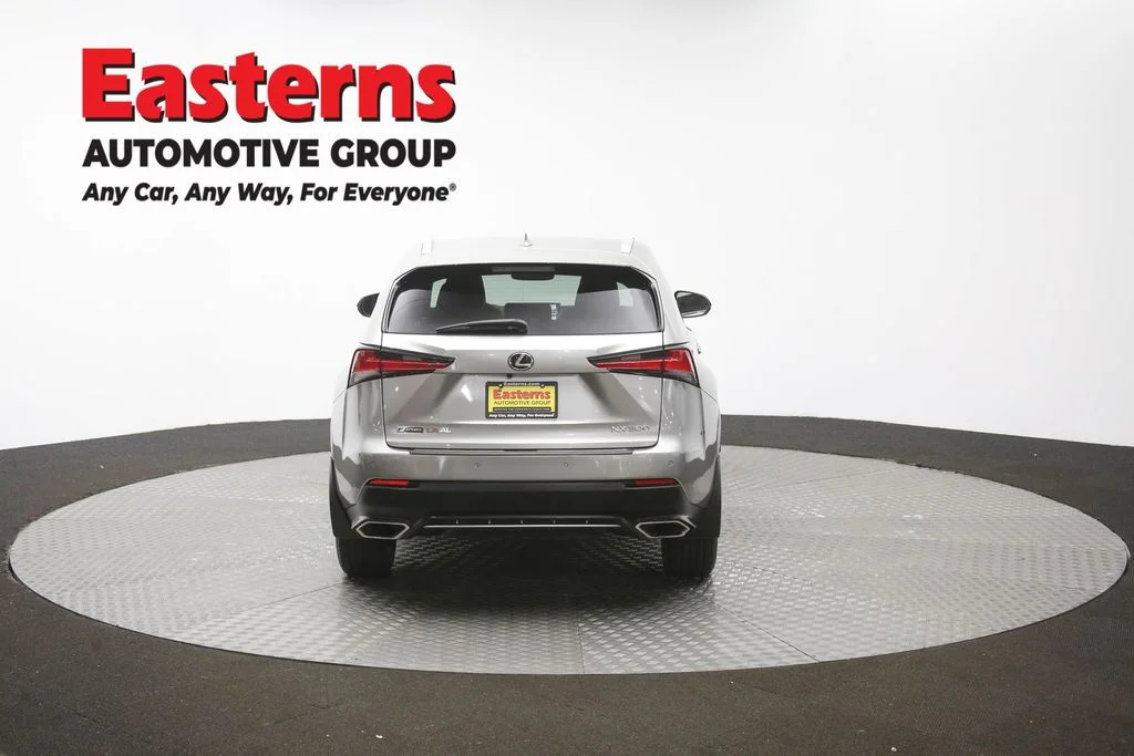 Used 2018 Silver Lexus 300 Base image 33