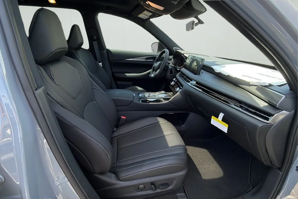 New 2027 HARBOR GRAY INFINITI Sport AWD image 14