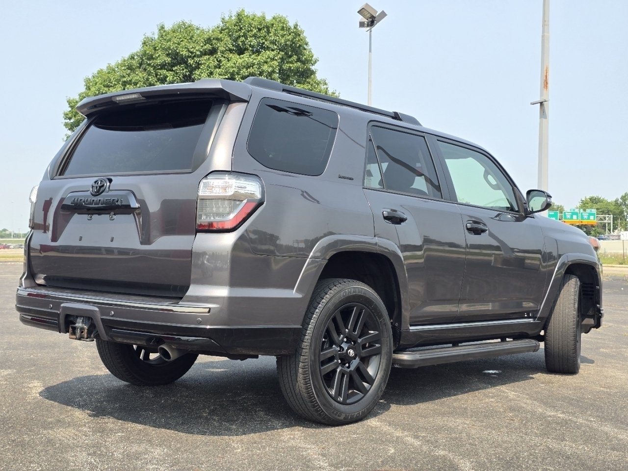 Used 2020 Gray Toyota Nightshade image 17
