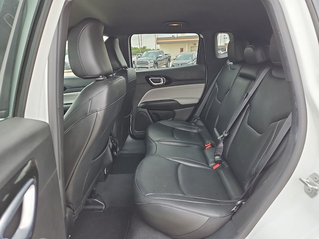 2025 Jeep Compass Limited - Photo 11