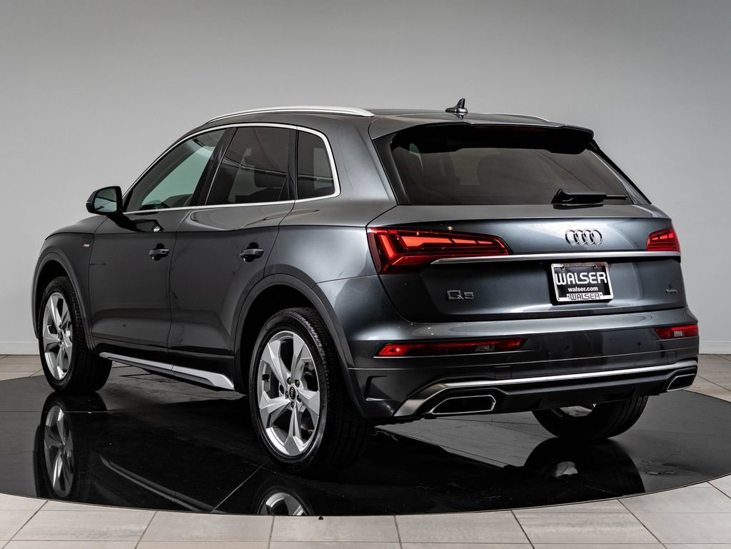Used 2023 Daytona Gray Pearl Audi 45 S line Premium image 6