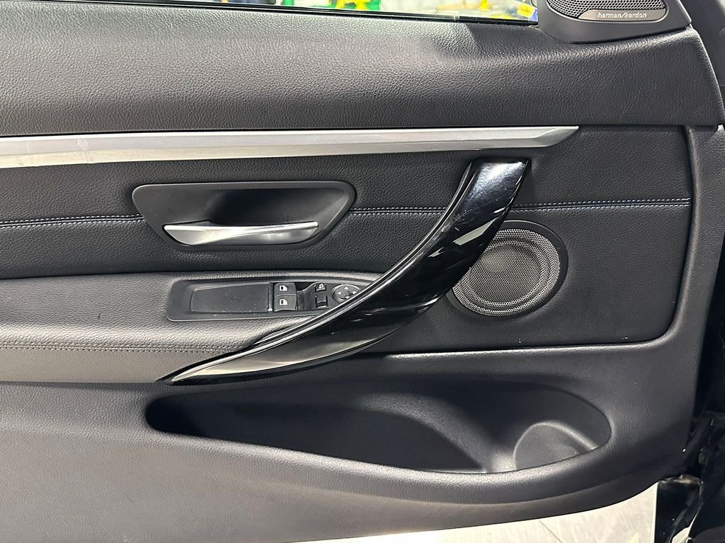 Used 2020 Black BMW 440i xDrive image 17