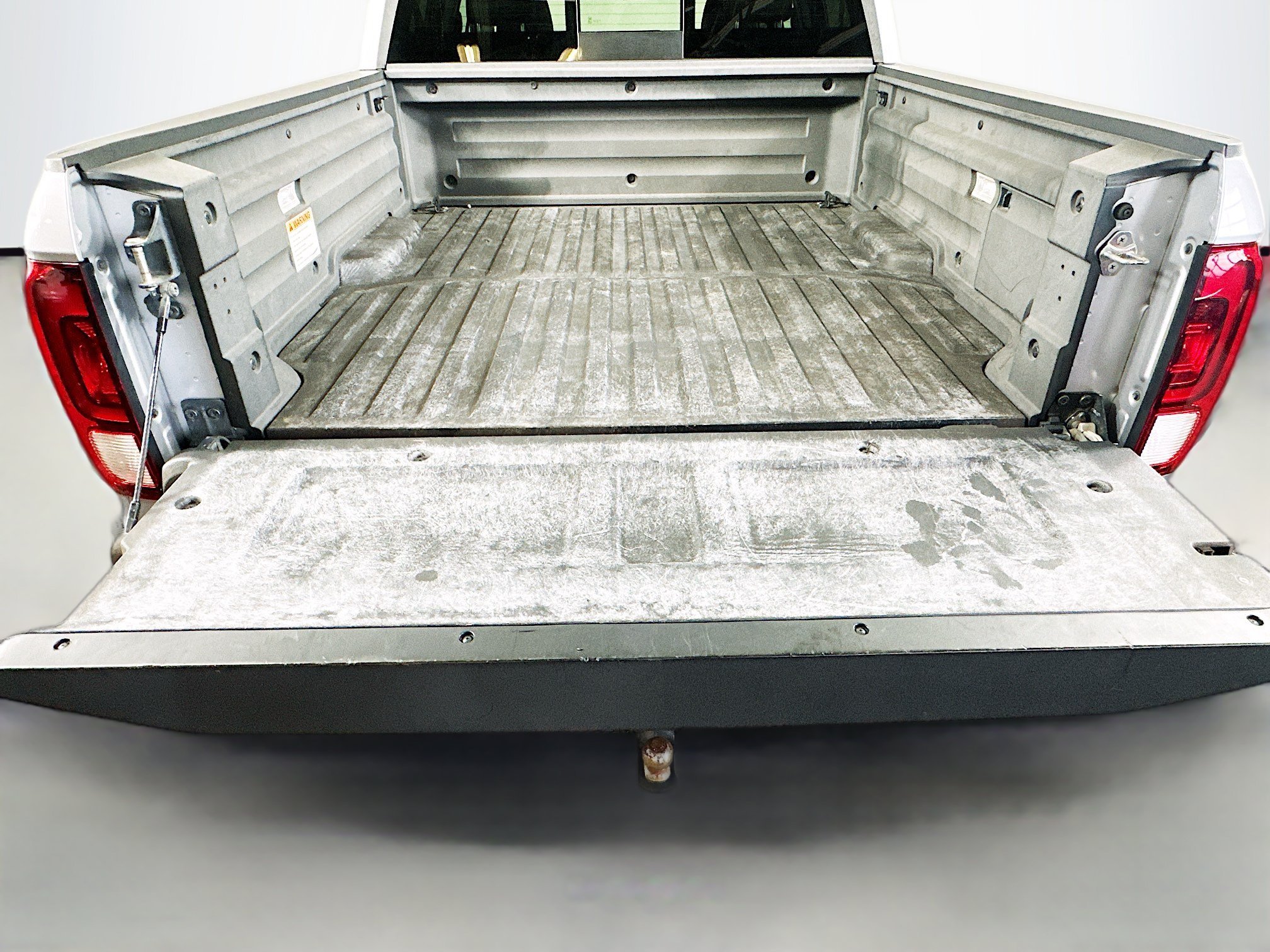 Used 2018 Lunar Silver Metallic Honda RTL-E image 26