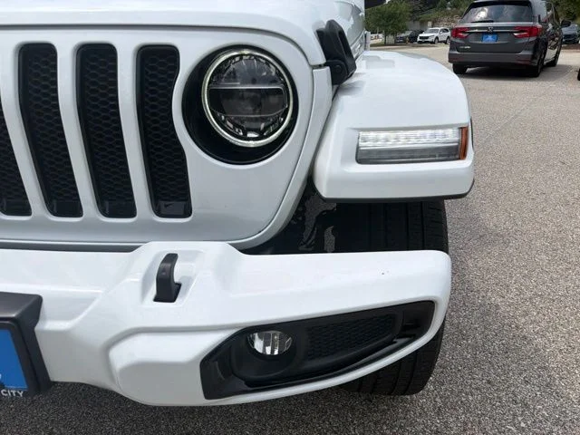 Used 2021 White Jeep Unlimited Sahara High Altitude image 10