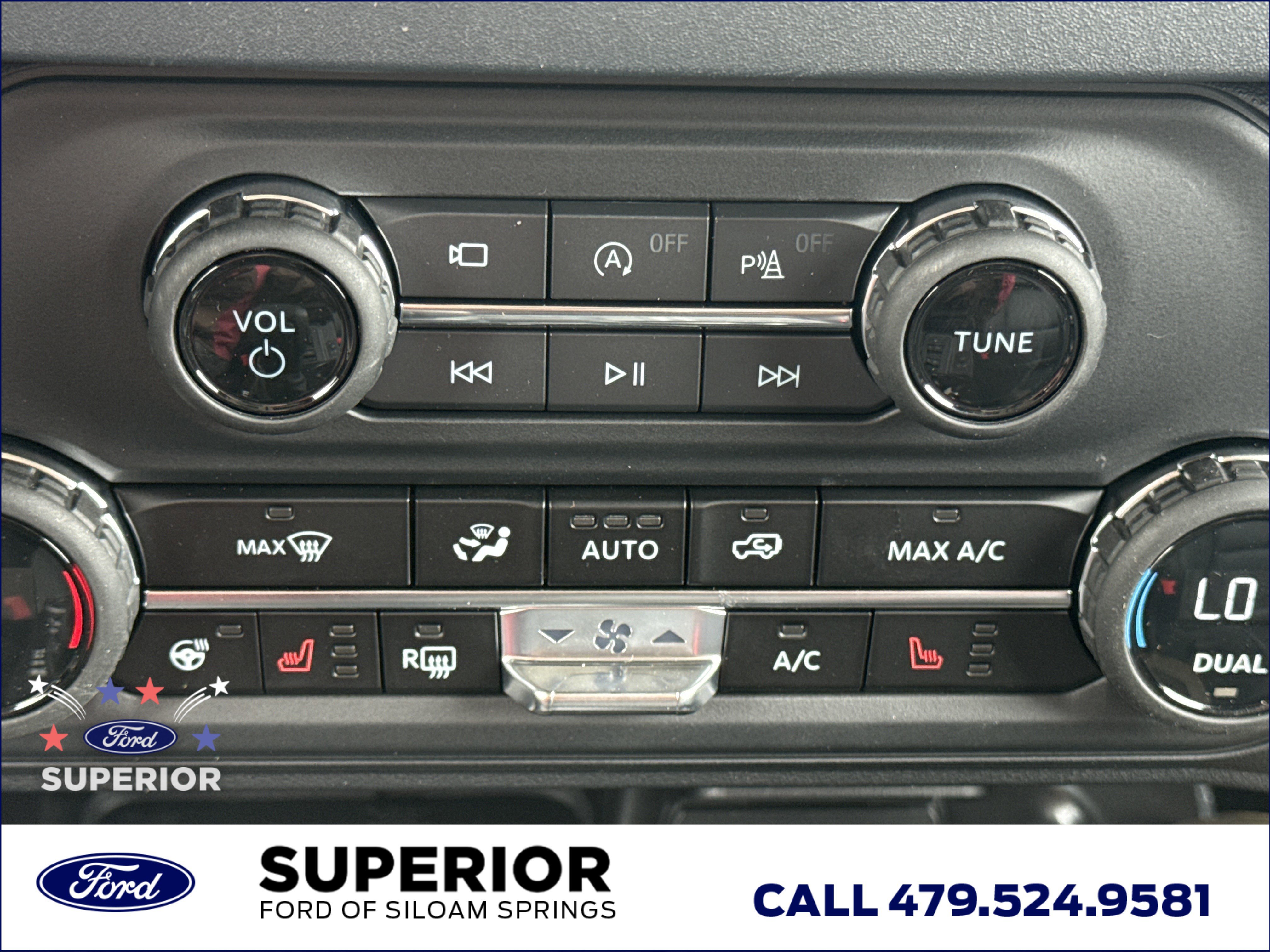 New 2026 Avalanche Gray Ford Badlands 4WD image 19