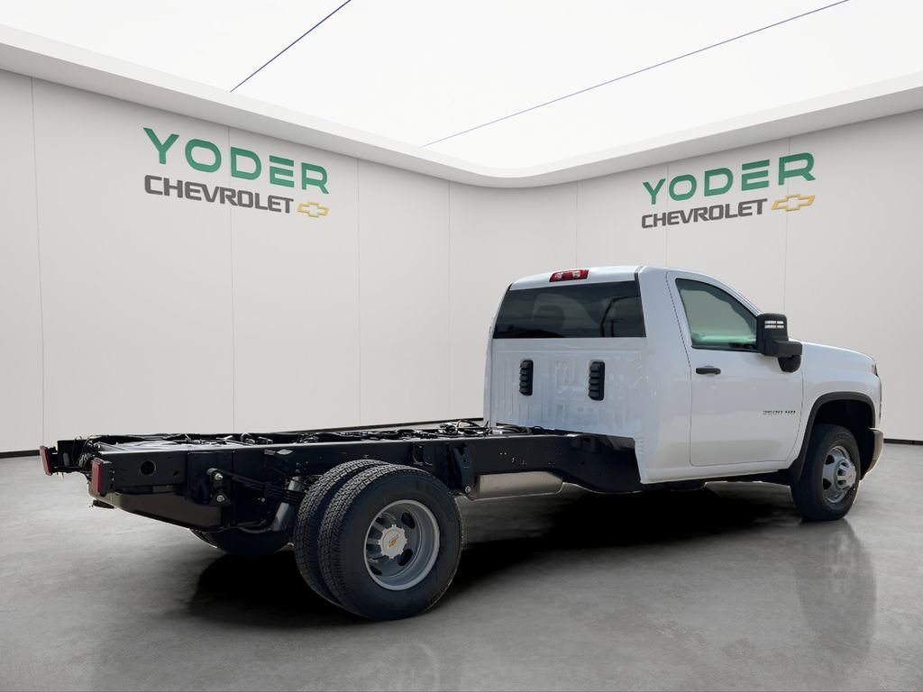 New 2026 Summit White Chevrolet Work Truck image 6