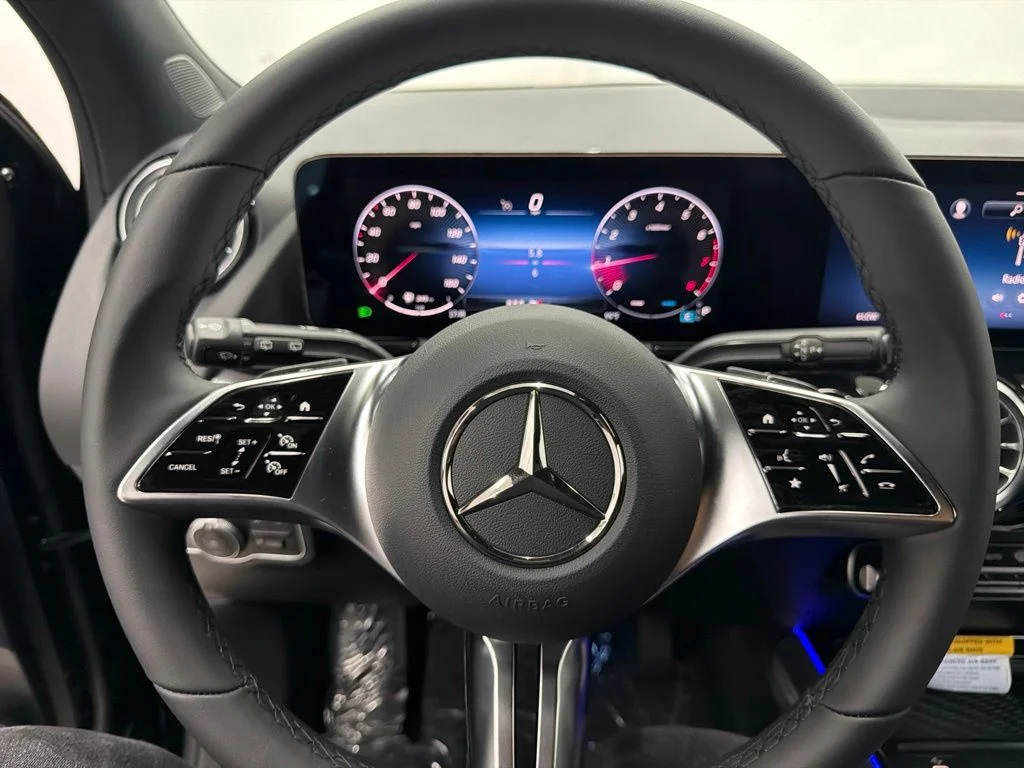 New 2026 Black Mercedes-Benz GLA 250 image 15