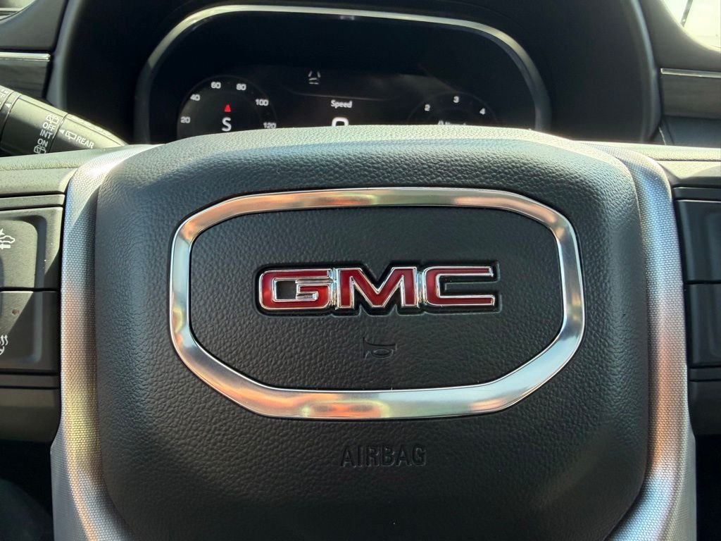 Used 2023  GMC SLT image 42