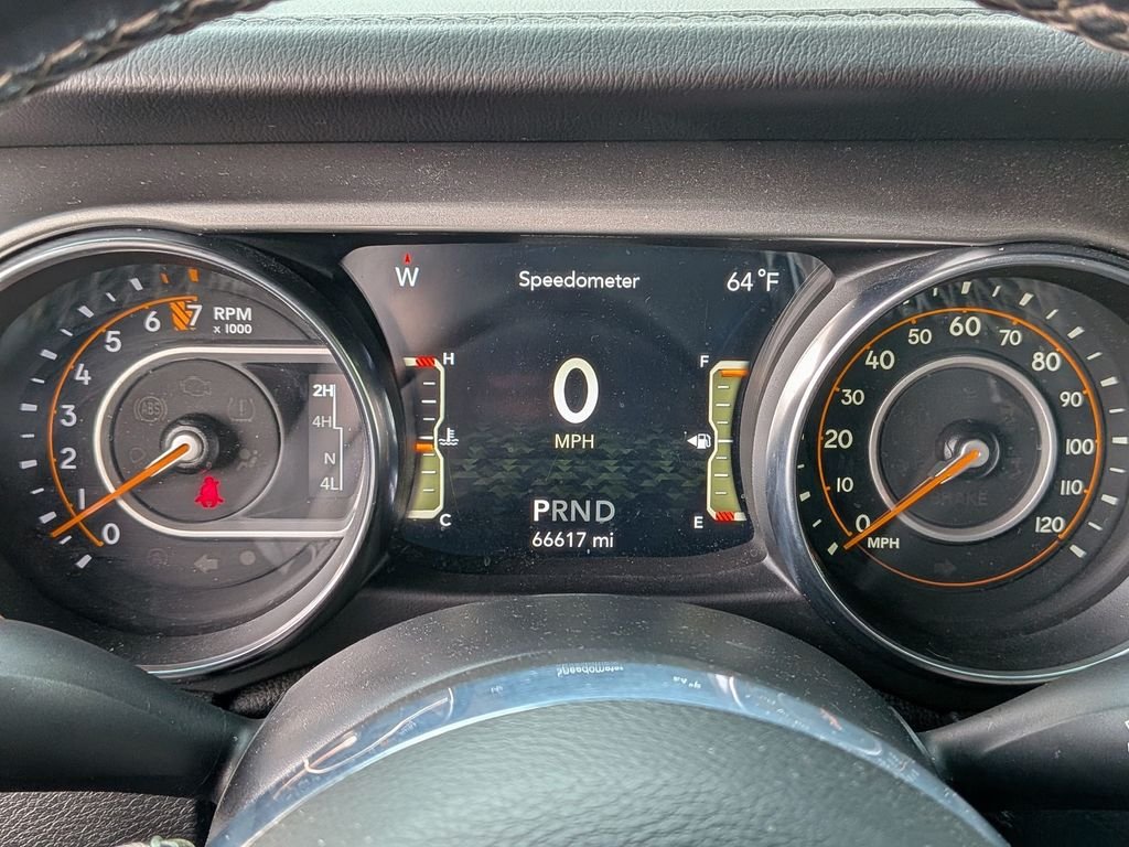 Used 2021 Gray Jeep Unlimited Sahara image 15