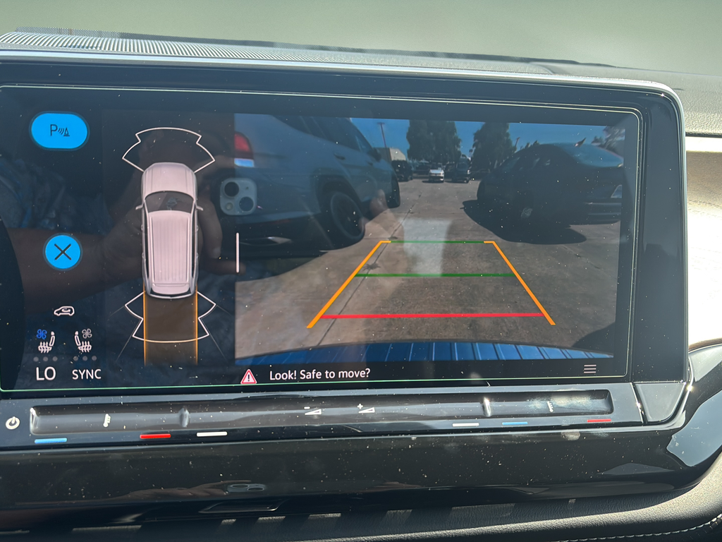 2026 Volkswagen Atlas SE w/Tech - Photo 25