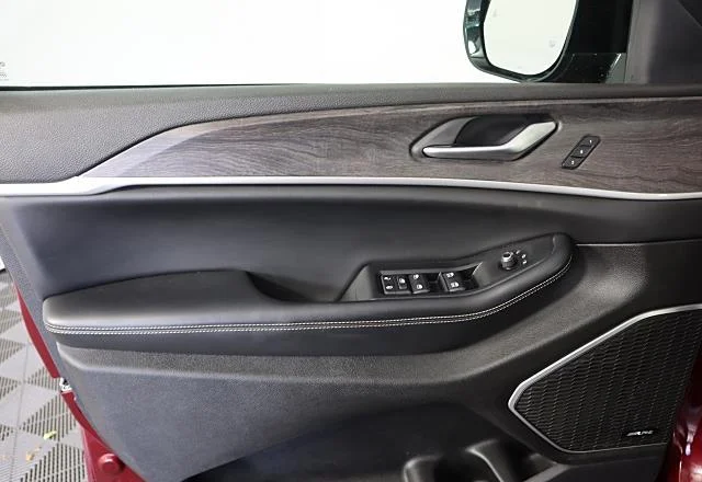 Used 2024 Velvet Red Pearlcoat Jeep BASE image 25