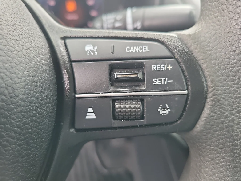 Certified Used 2023 WHITE Honda LX image 21