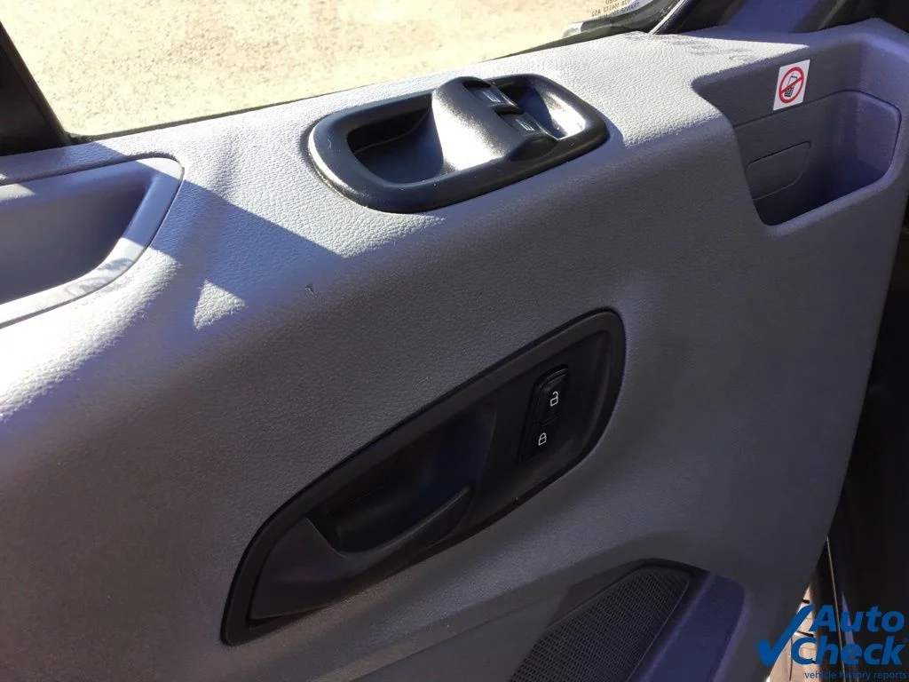 Used 2019 Gray Ford XL image 19