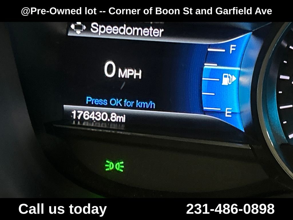 Used 2017 Black Ford XLT image 23