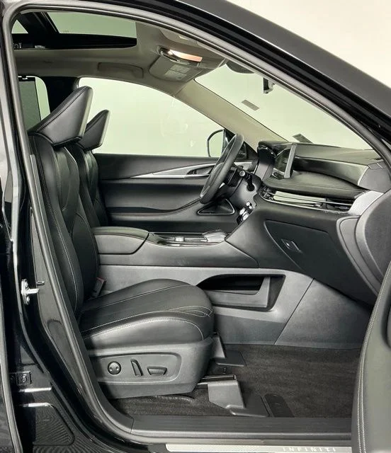 Certified Used 2025 Mineral INFINITI LUXE image 27