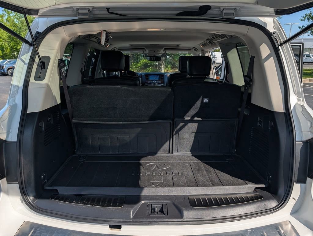 Used 2019 Moonstone White INFINITI LUXE image 19