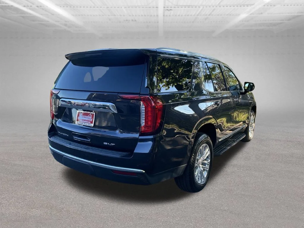 Used 2023 Silver GMC SLT image 5