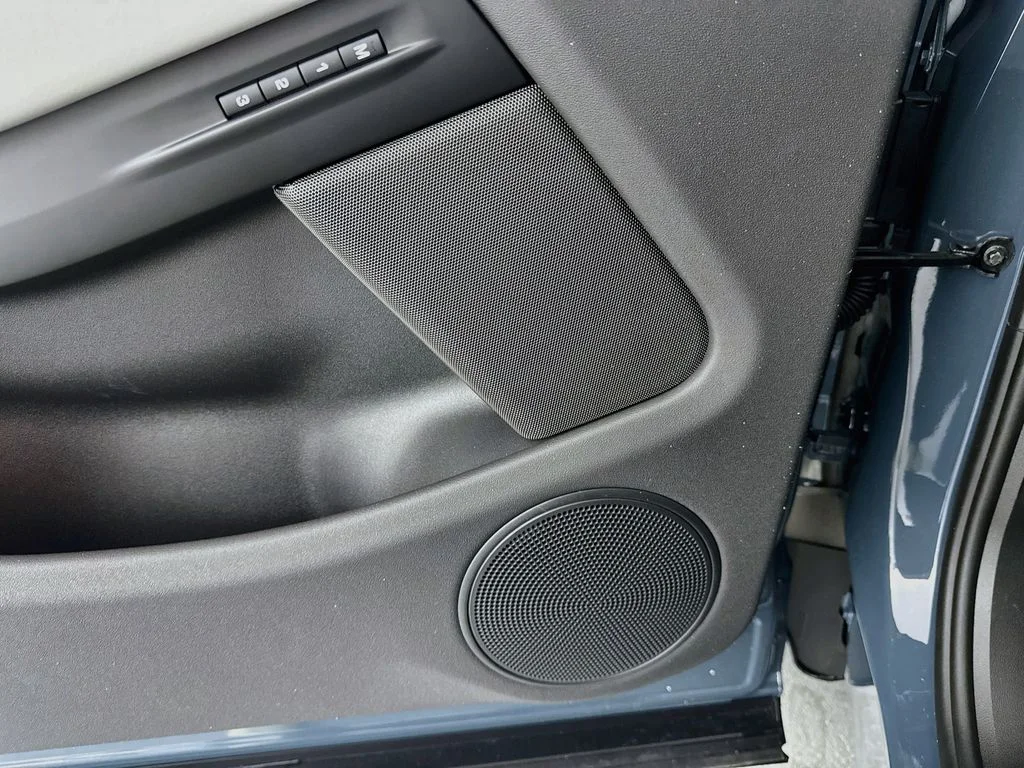 New 2026 Tribeca Blue Land Rover Hoxton Edition image 19