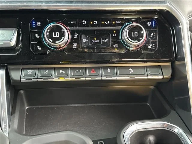 Used 2026  GMC Denali Ultimate image 34