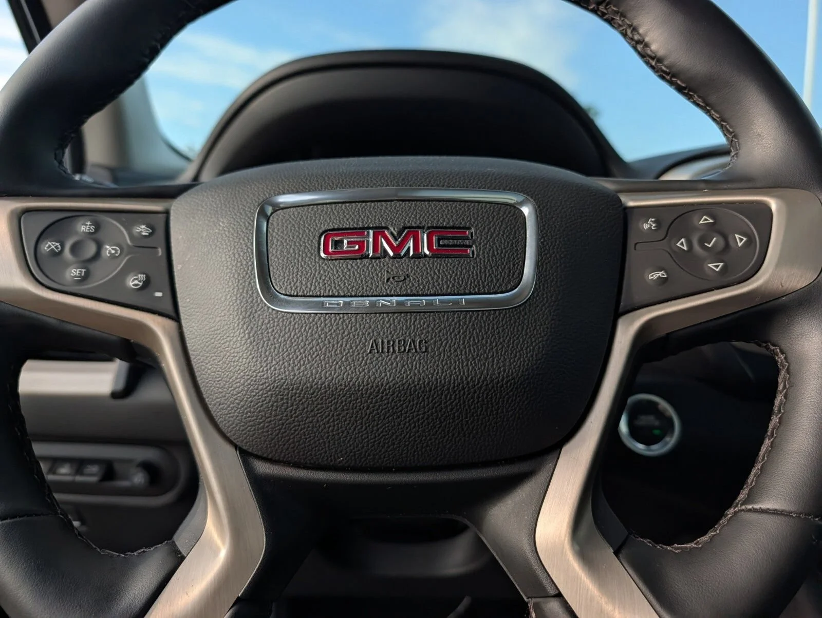 2023 GMC Terrain Denali - Photo 32