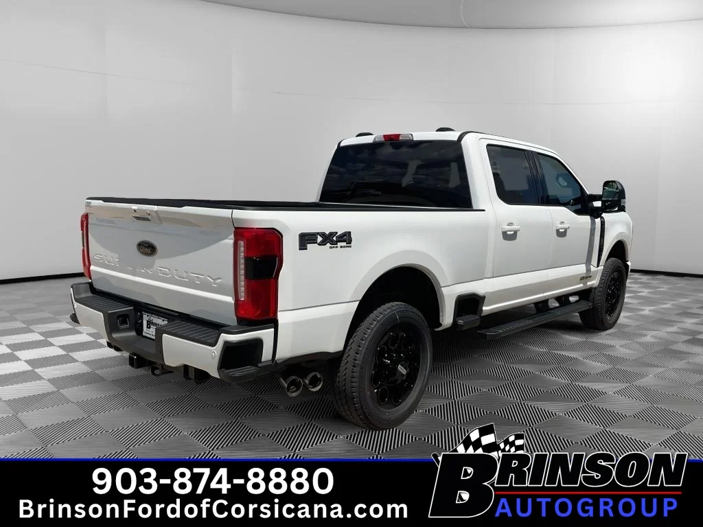 New 2026 Oxford White Ford F-250® XLT image 5