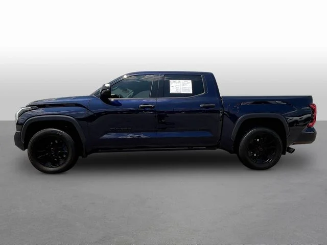 Used 2023  Toyota SR5 image 4