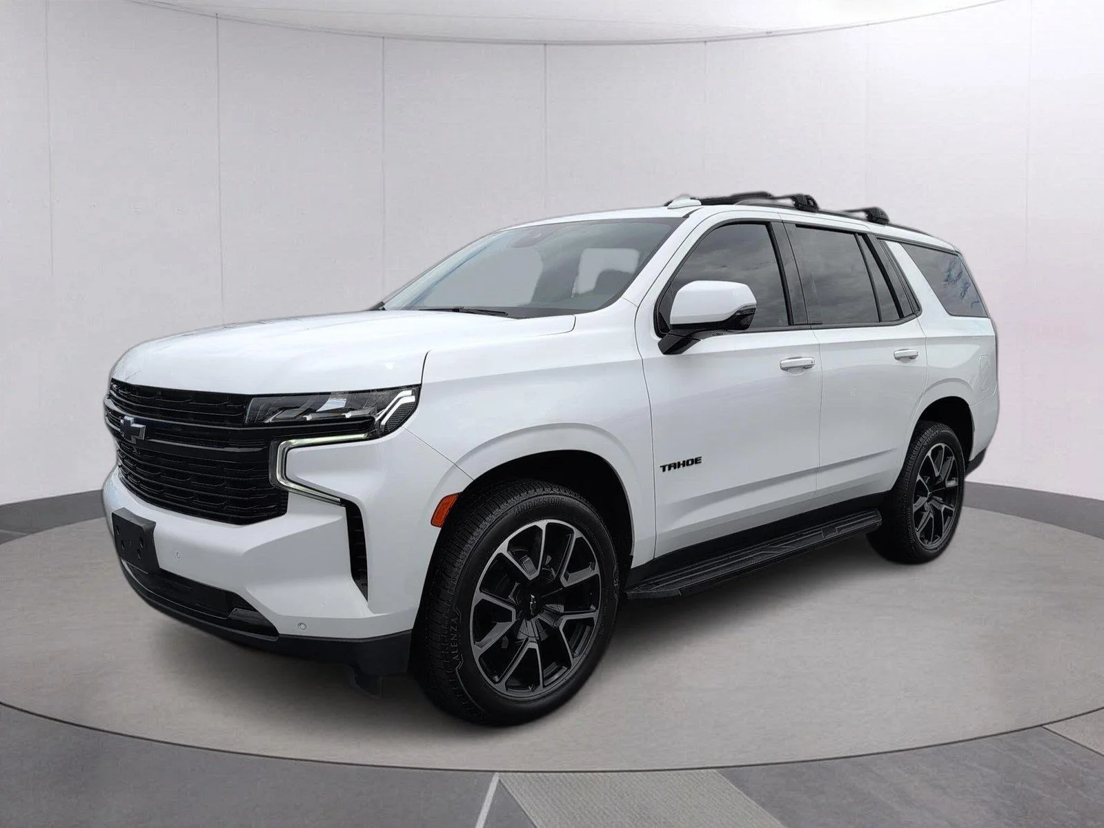 Used 2023 SUMMIT WHITE Chevrolet RST image 1
