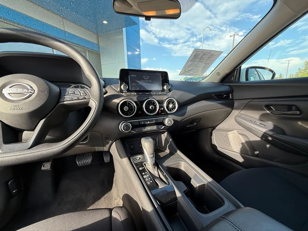 Used 2024 White Nissan S image 23