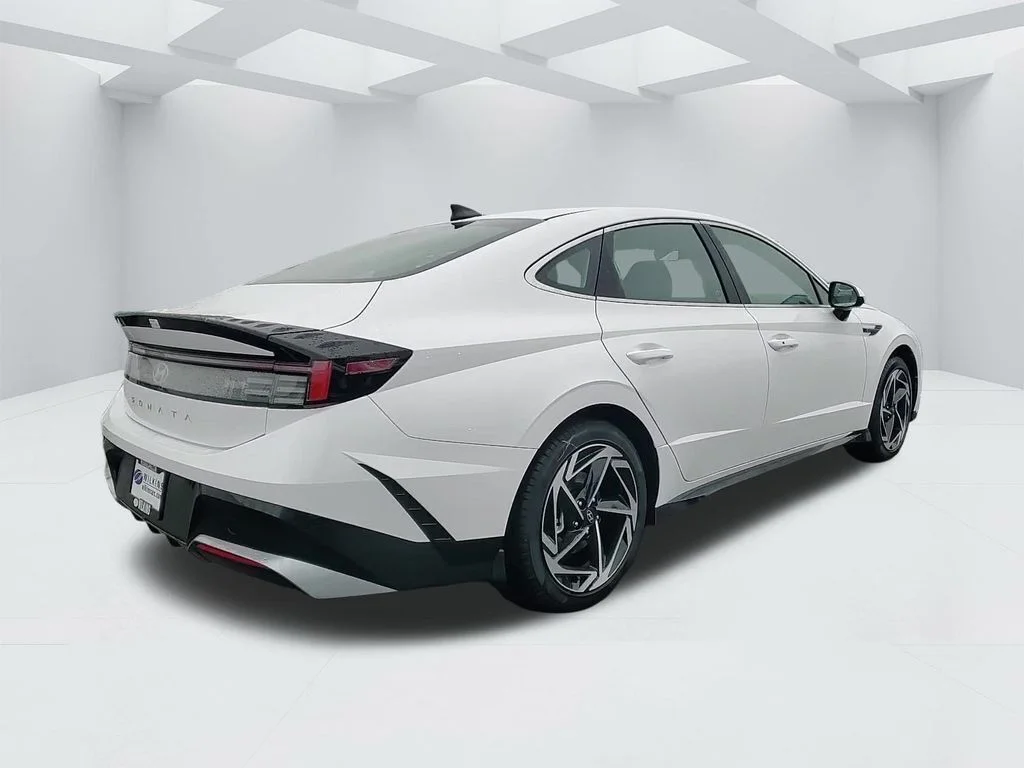 New 2026 White Hyundai SEL Sport image 5
