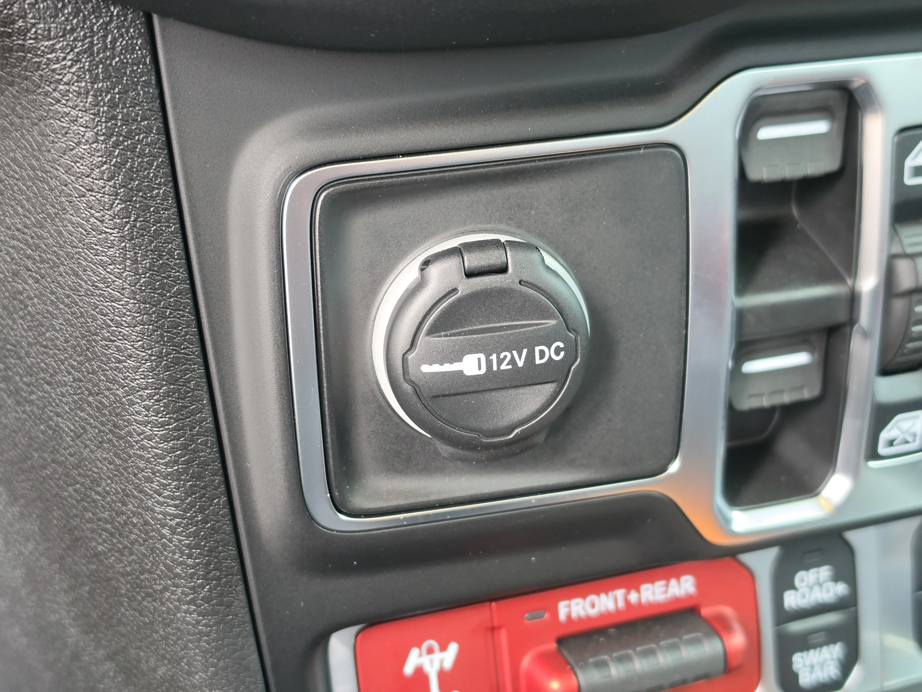 Used 2026 Black Clearcoat Jeep Rubicon image 29