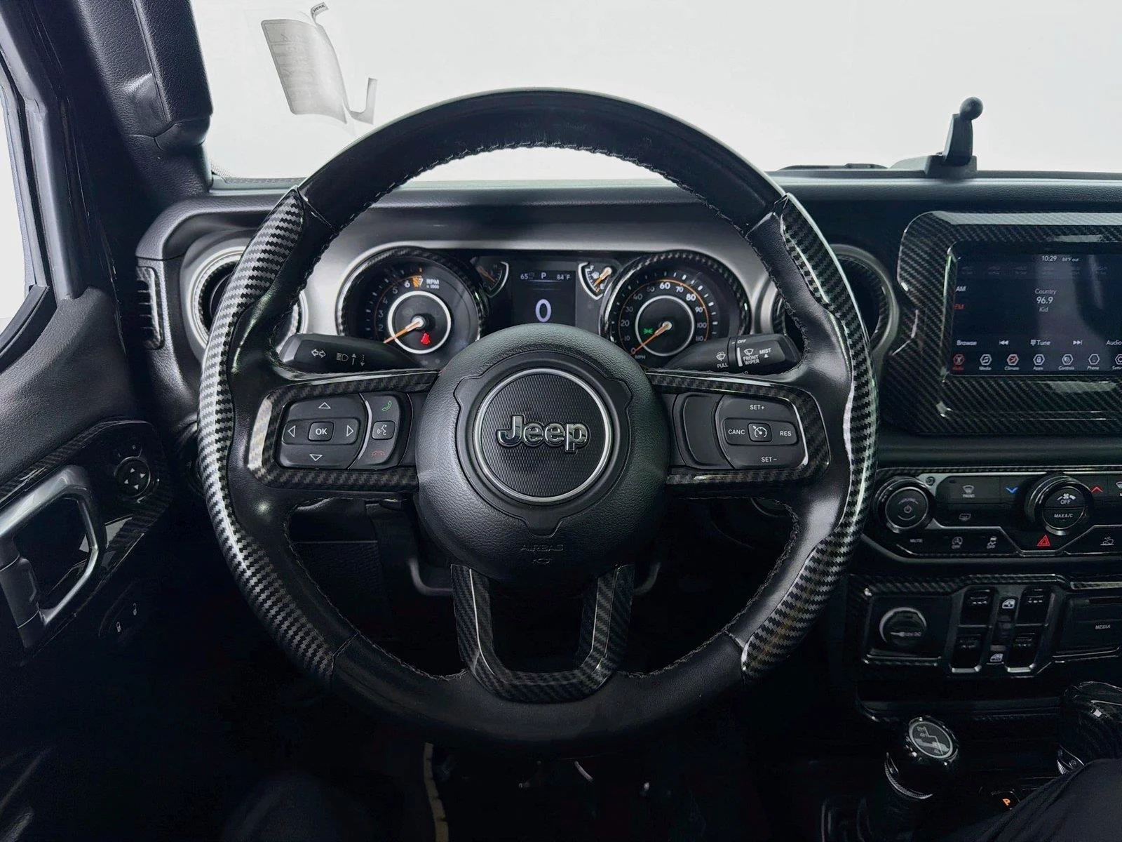 Used 2022 Black Clearcoat Jeep Sport S image 9