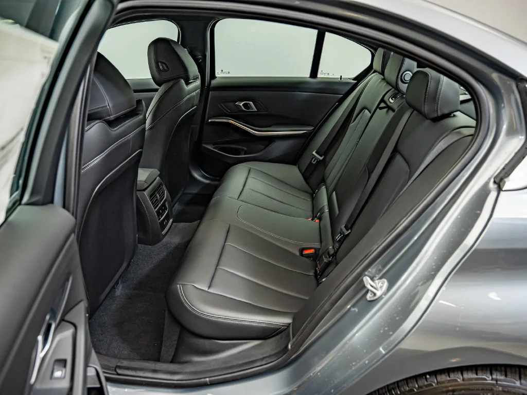 New 2026 Skyscraper Grey Metallic BMW 330i xDrive image 30