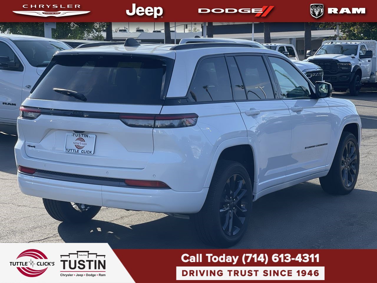 New 2026 Bright White Clear-Coat Exterior Paint Jeep Limited Reserve image 6