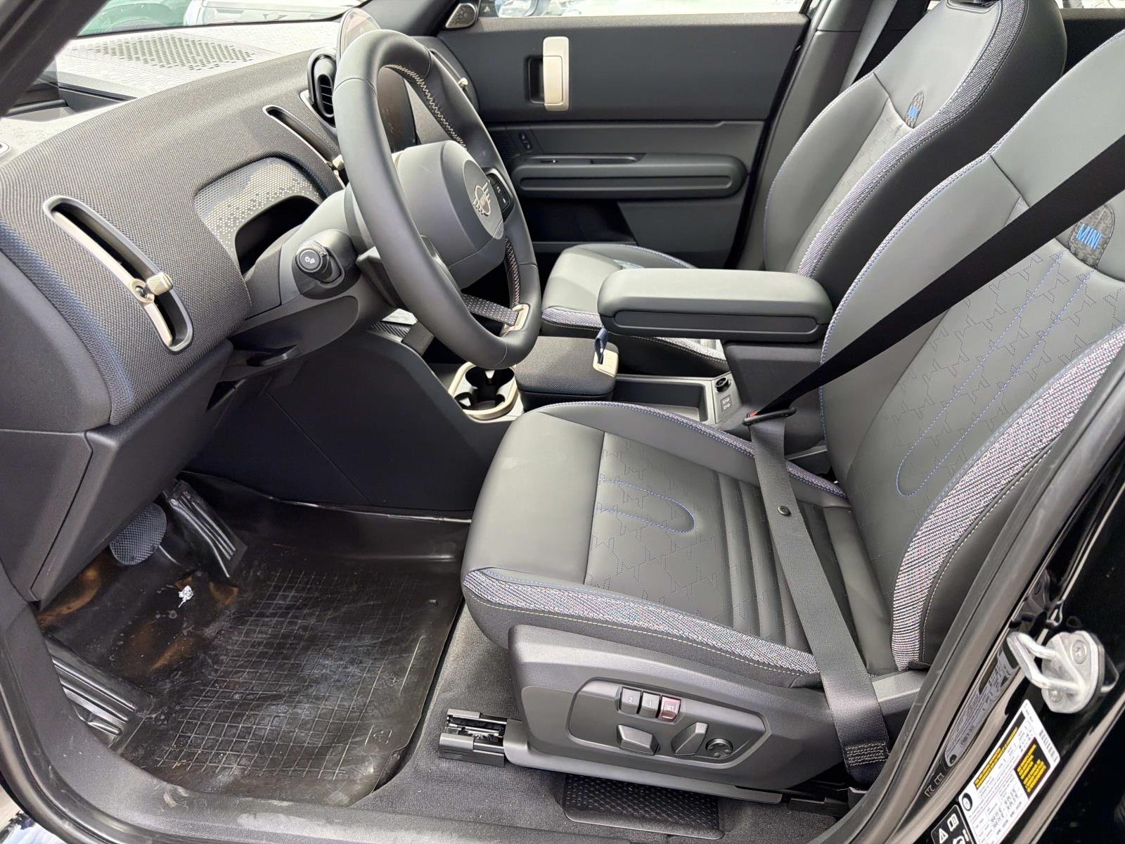 2026 MINI Countryman S - Photo 13