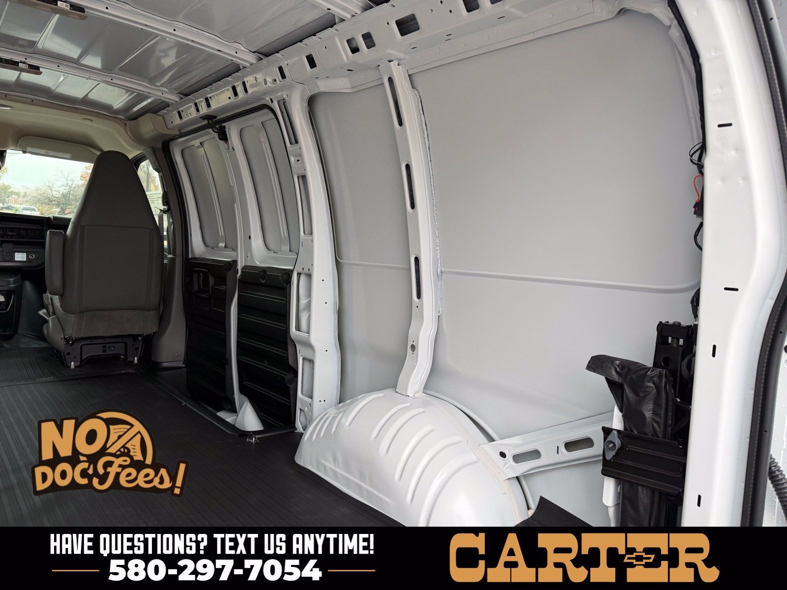 2025 Chevrolet Express Cargo Work Van - Photo 30