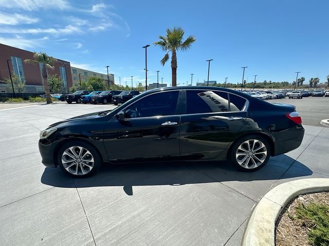 Used 2014 Still Night Pearl Honda Sport image 4