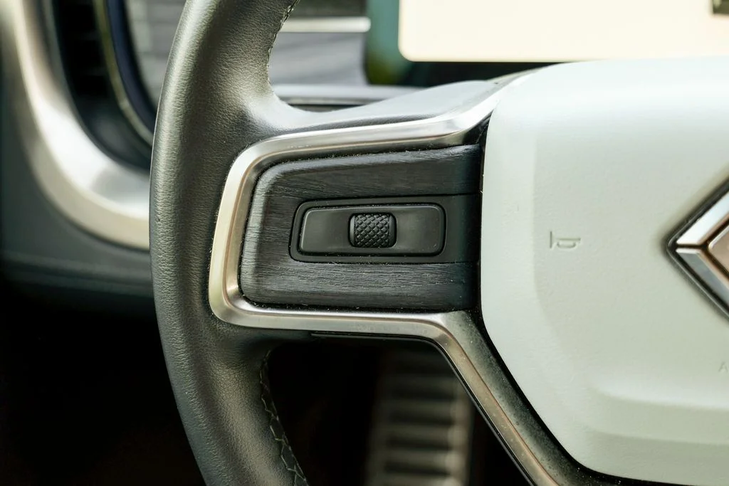 Used 2024 Glacier White Rivian Adventure image 45